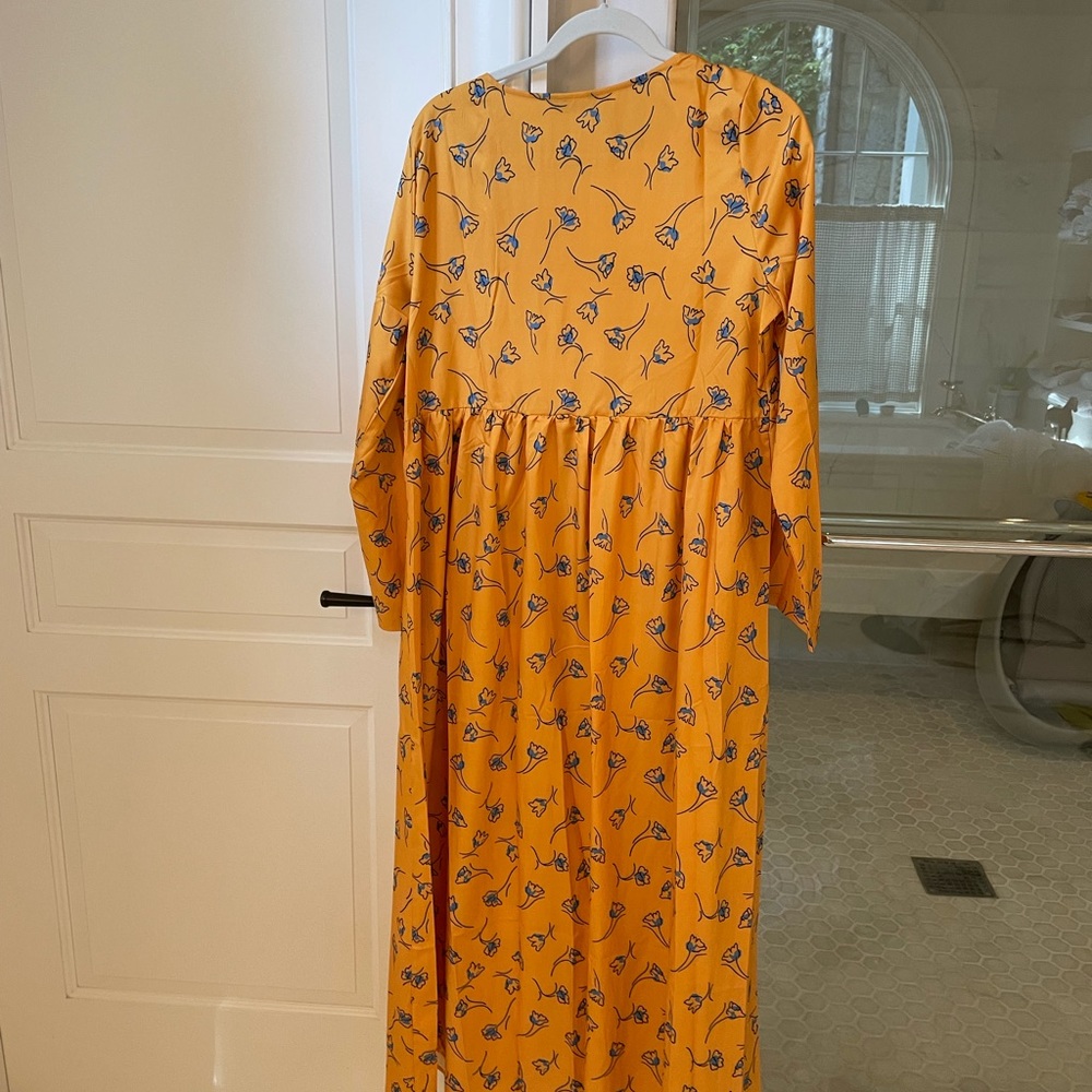 Yellow Maxi Dress - Picture 4 of 6